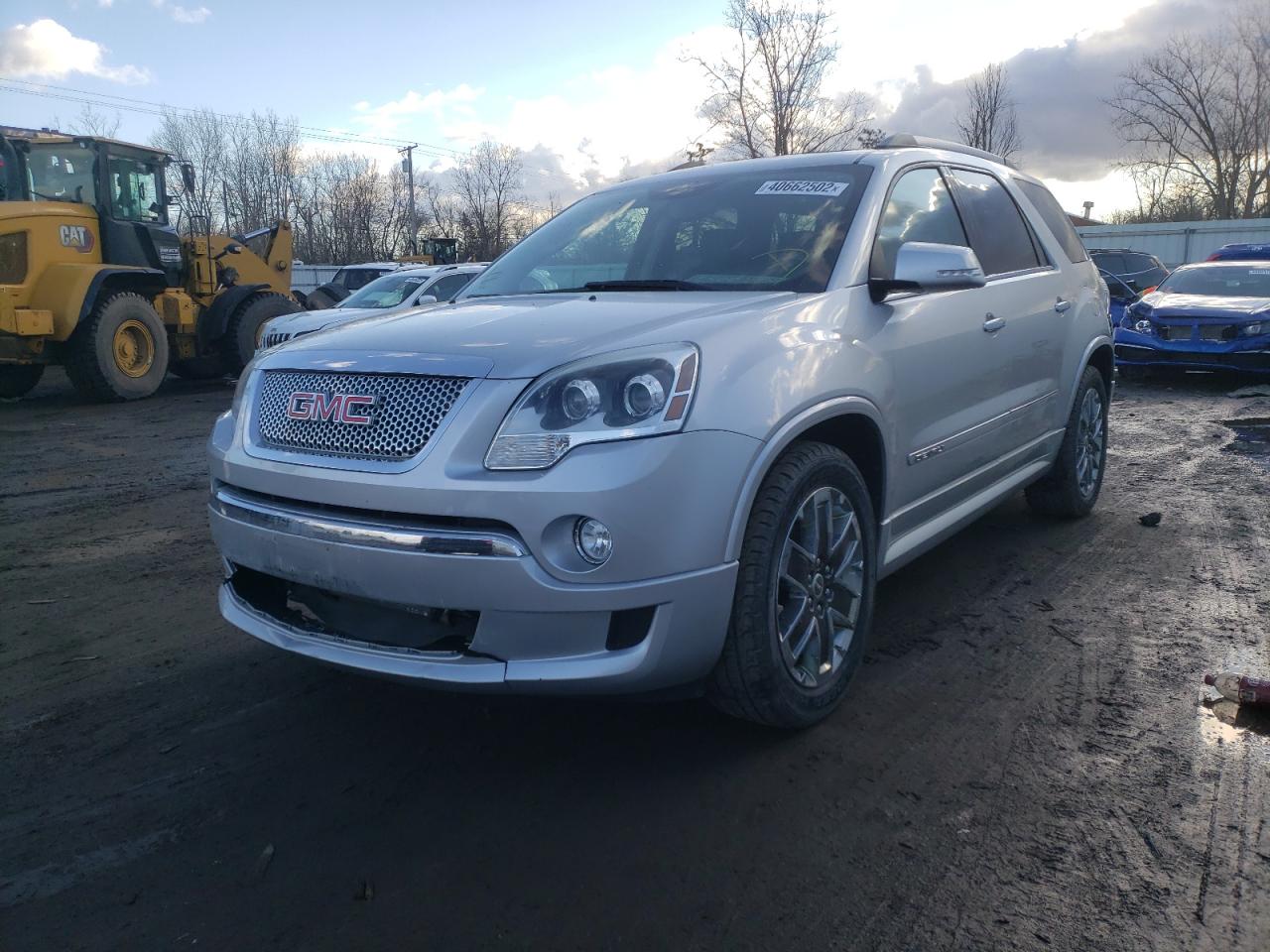 Photo 2 from auction – 2011 GMC ACADIA DEN with VIN 1GKKRTED7BJ367426
