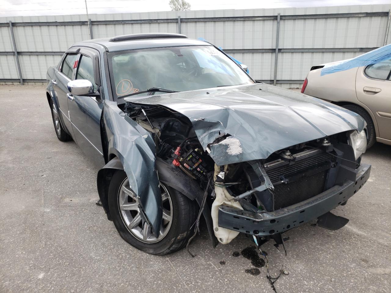 CHRYSLER 300C 2005 with VIN 2C3AA63H55H631291 - Photo from auction