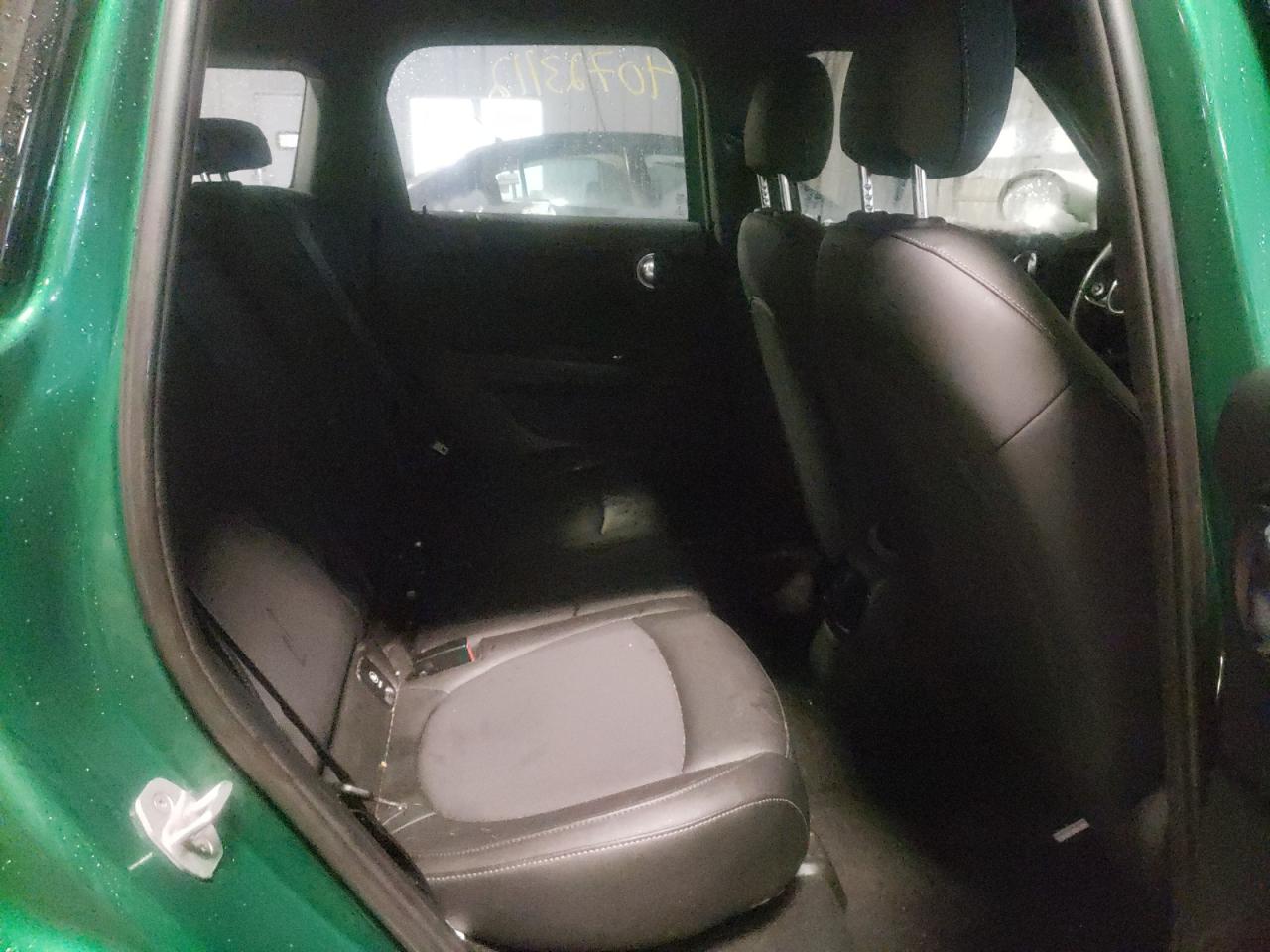 Photo 6 from auction – 2021 MINI COOPER COU with VIN WMZ43BR00M3M77586