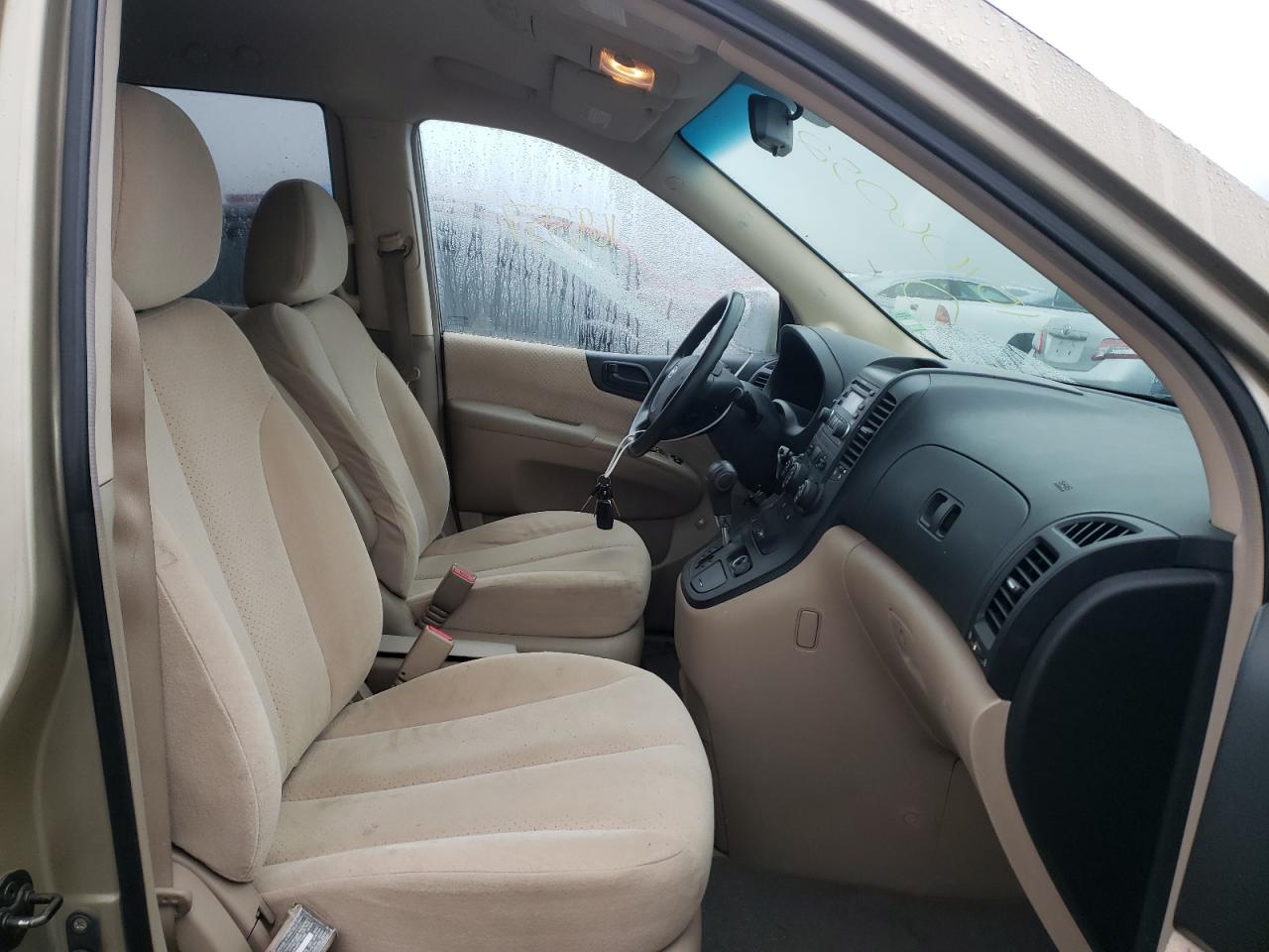 Photo 5 from auction – 2007 HYUNDAI ENTOURAGE with VIN KNDMC233876040182