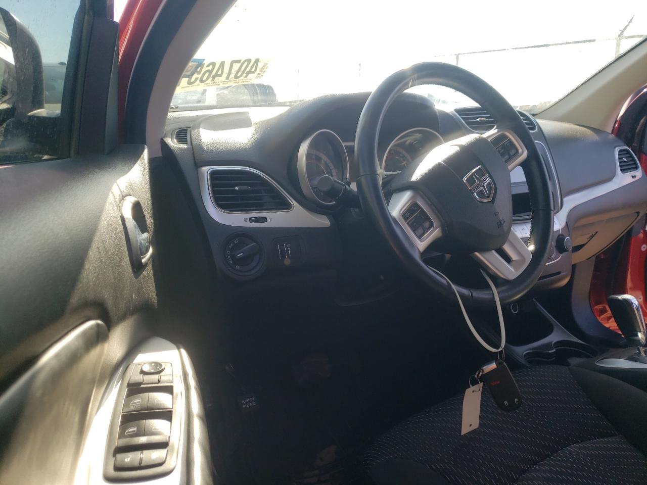 Photo 9 from auction – 2020 DODGE JOURNEY SE with VIN 3C4PDCABXLT277444