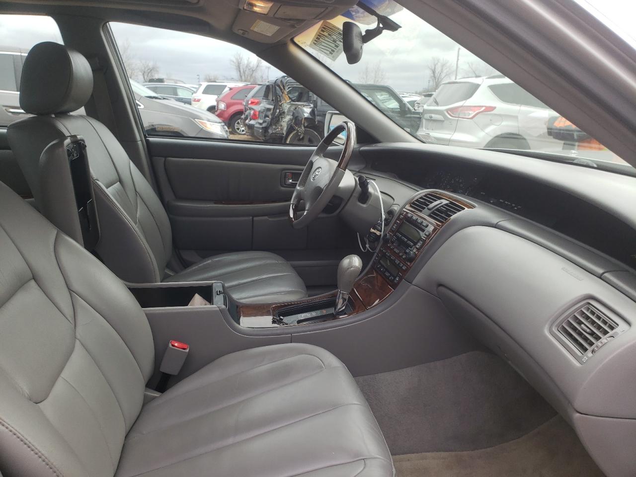 Photo 5 from auction – 2004 TOYOTA AVALON XL with VIN 4T1BF28B84U384306
