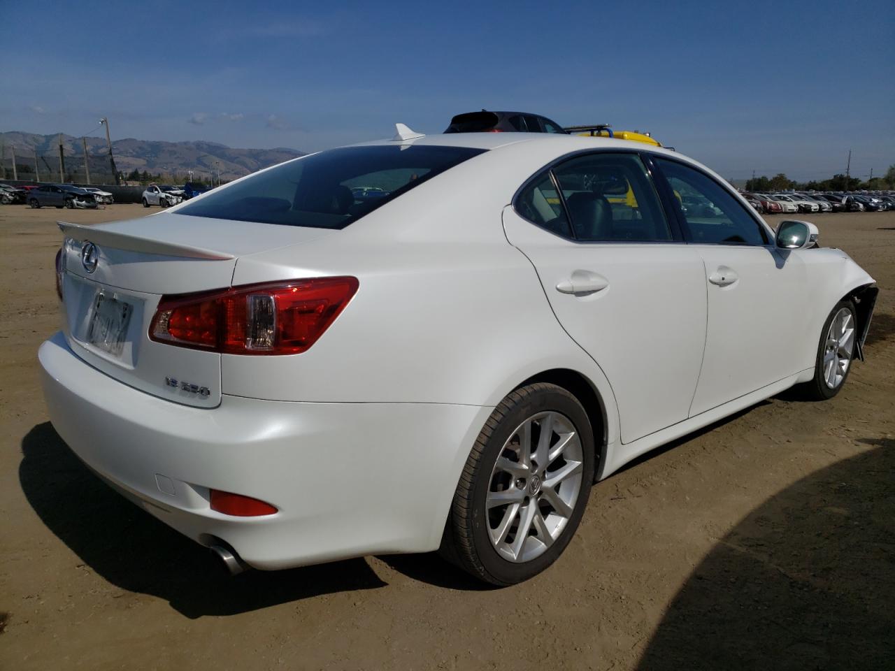 Photo 4 from auction – 2011 LEXUS IS 250 with VIN JTHBF5C25B5152491