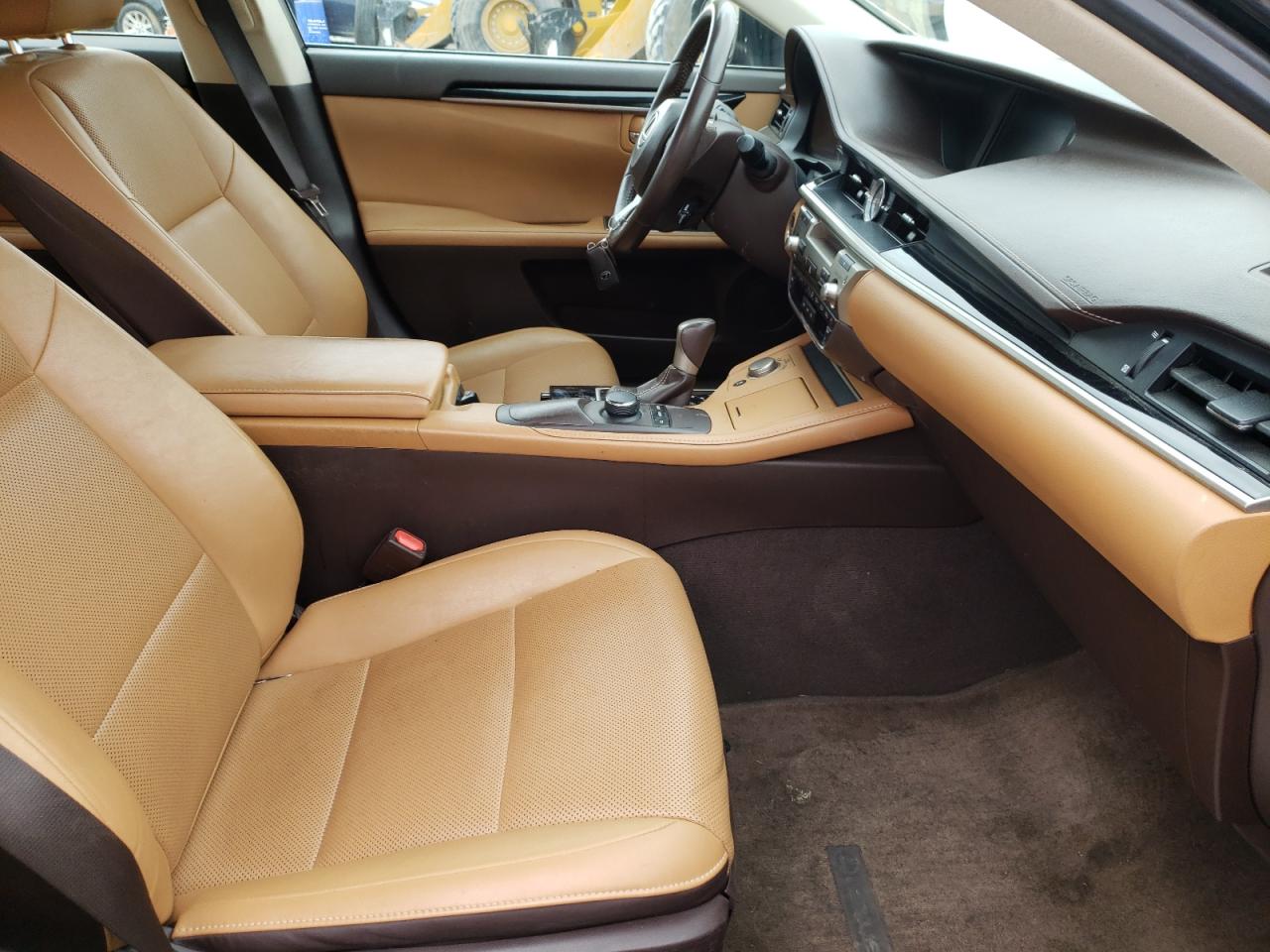 Photo 5 from auction – 2016 LEXUS ES 350 with VIN 58ABK1GG7GU007840
