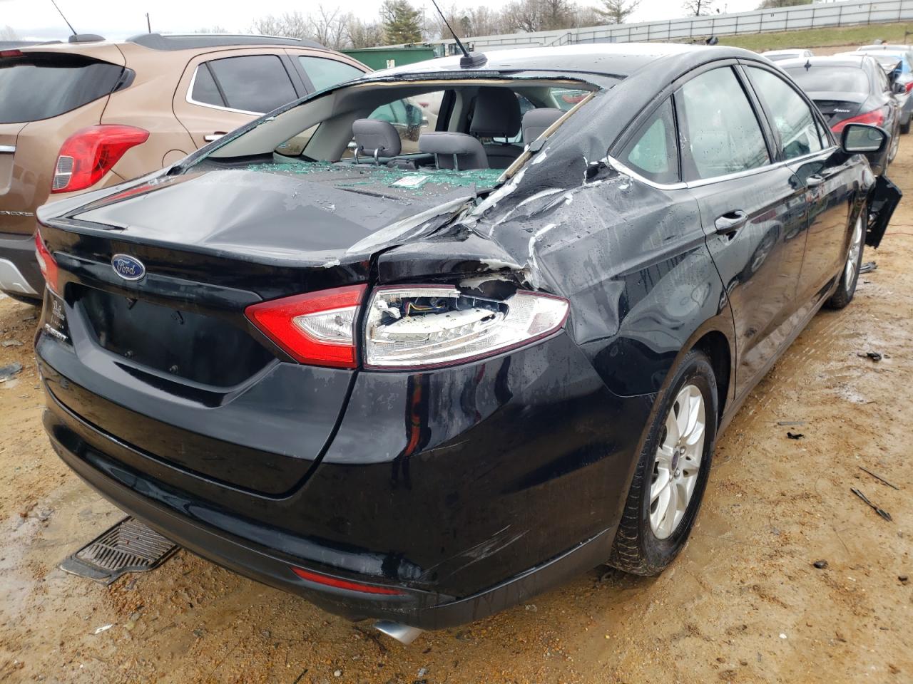 Photo 4 from auction – 2016 FORD FUSION S with VIN 1FA6P0G7XG5116088