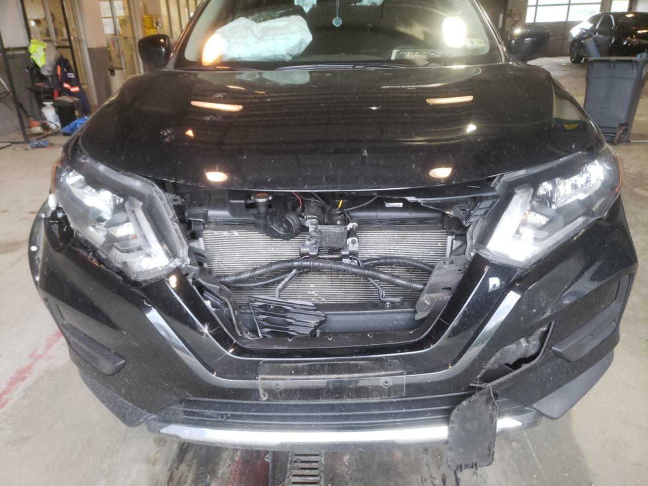 Photo 9 from auction – 2019 NISSAN ROGUE S with VIN 5N1AT2MT4KC821143