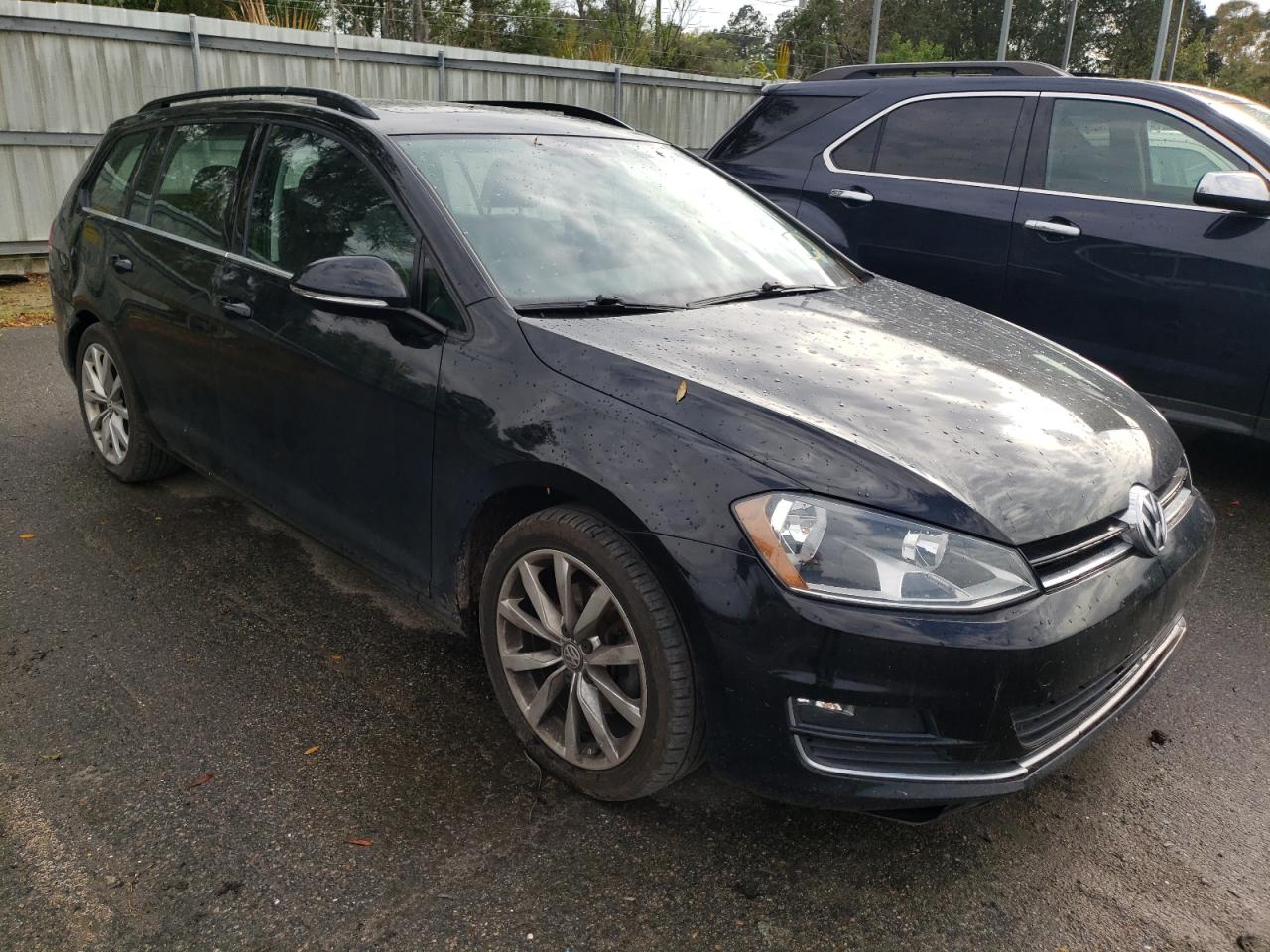 Photo 1 from auction – 2016 VOLKSWAGEN GOLF SPORT with VIN 3VWC17AU8GM517099