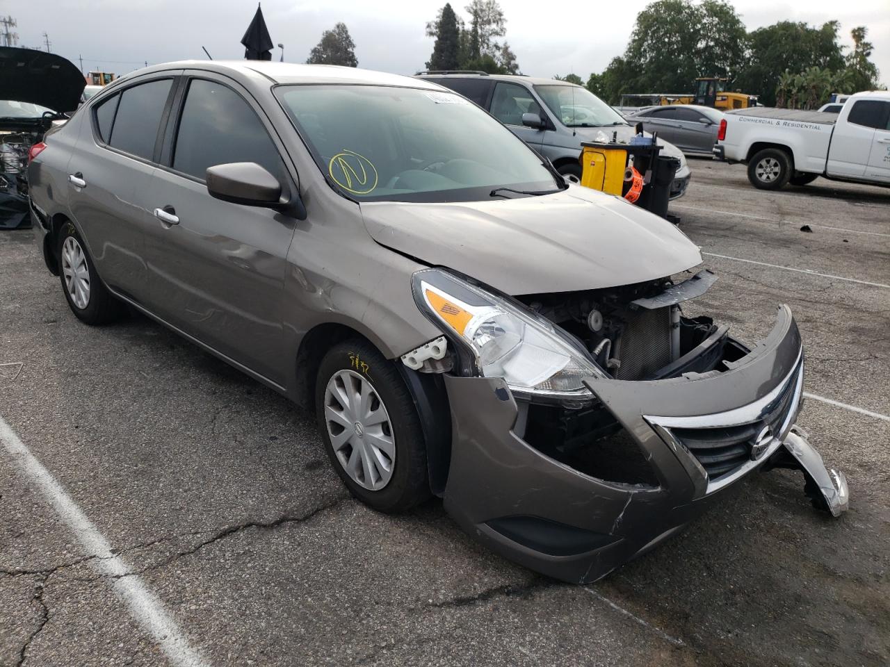 NISSAN VERSA S 2017 with VIN 3N1CN7AP5HK404535 - Photo from auction