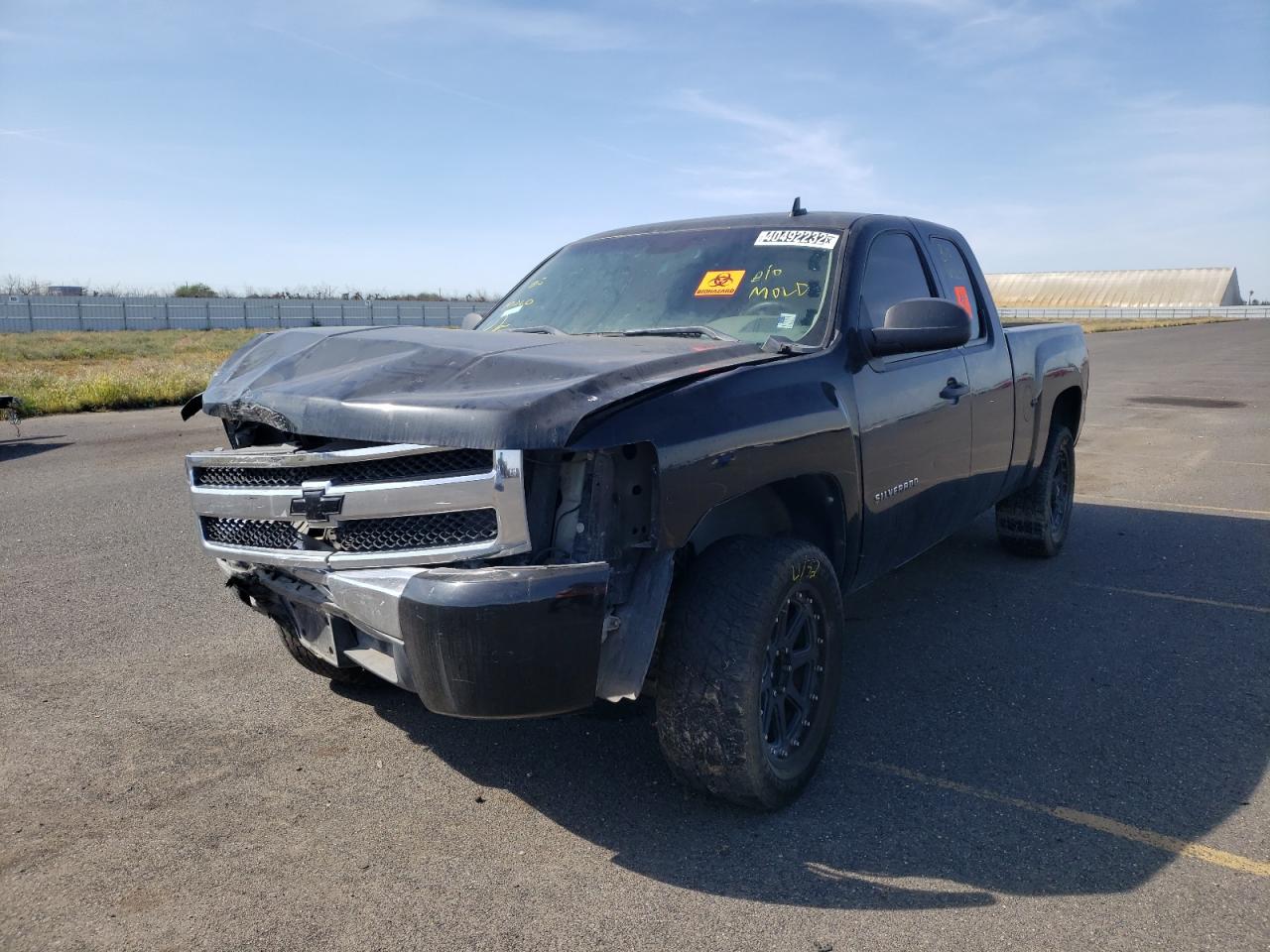 Photo 2 from auction – 2011 CHEVROLET SILVERADO with VIN 1GCRCREA2BZ408518
