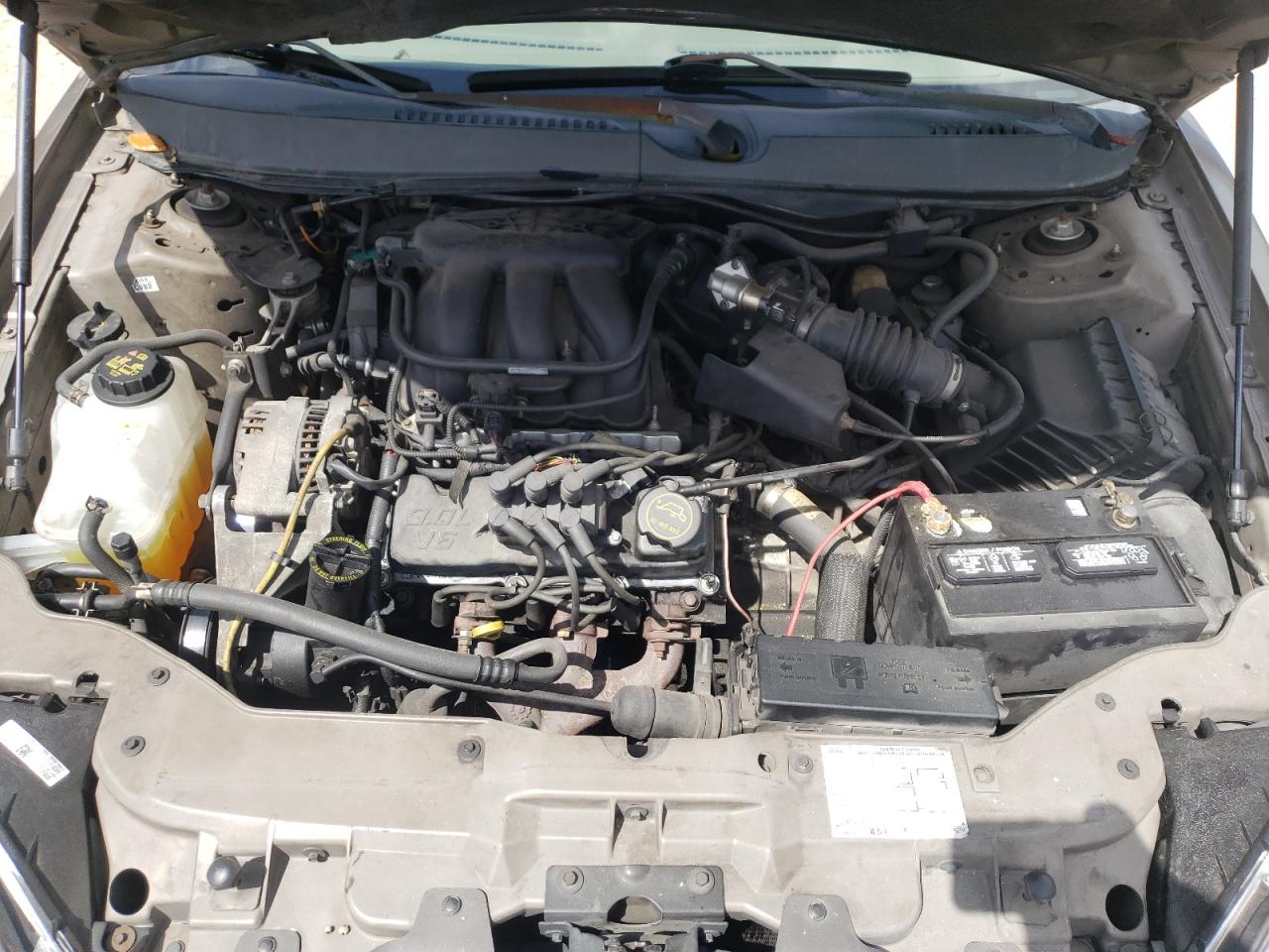 Photo 7 from auction – 2005 FORD TAURUS SE with VIN 1FAFP53U25A106538