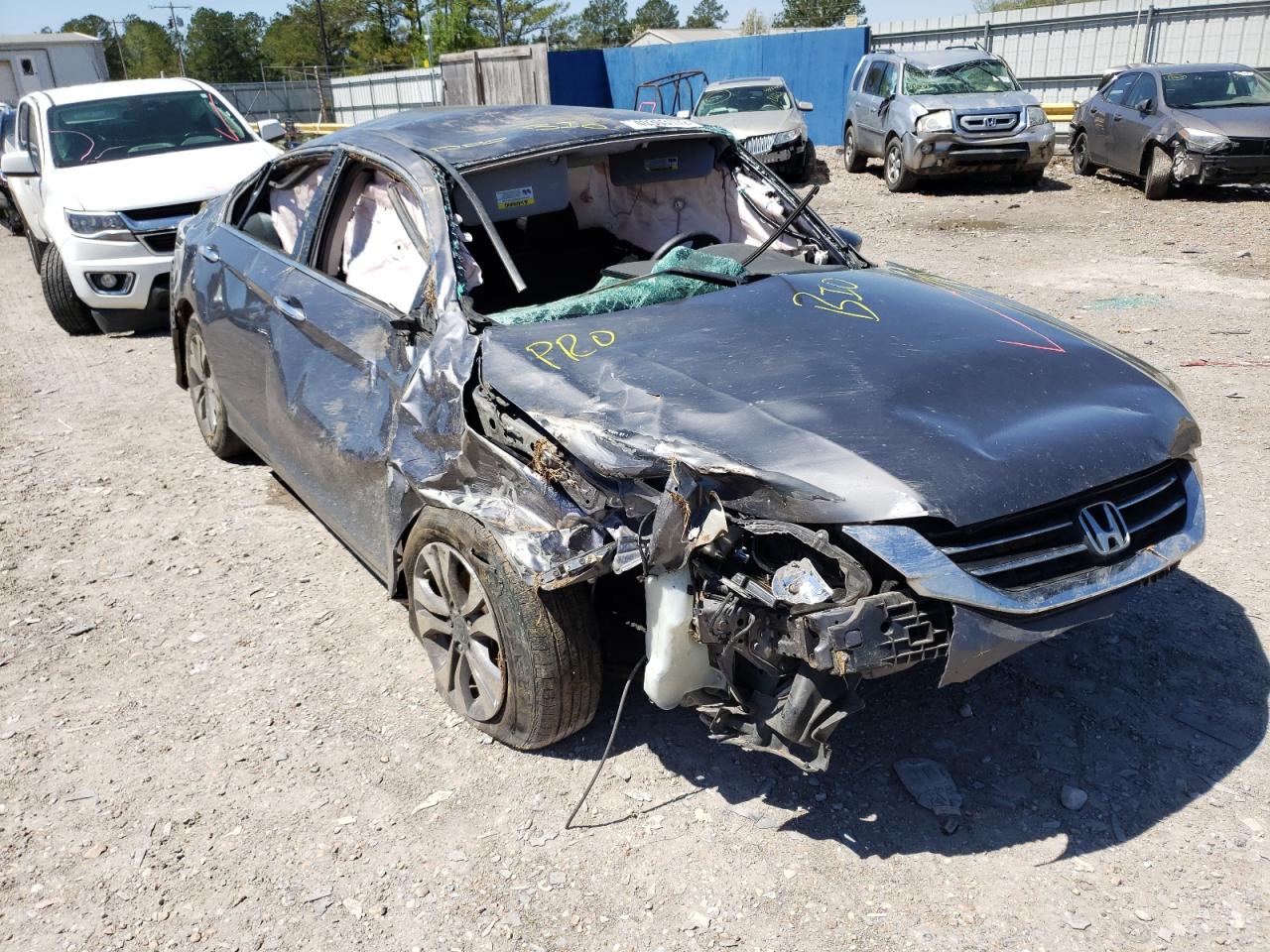 HONDA ACCORD LX 2015 with VIN 1HGCR2F37FA021996 - Photo from auction