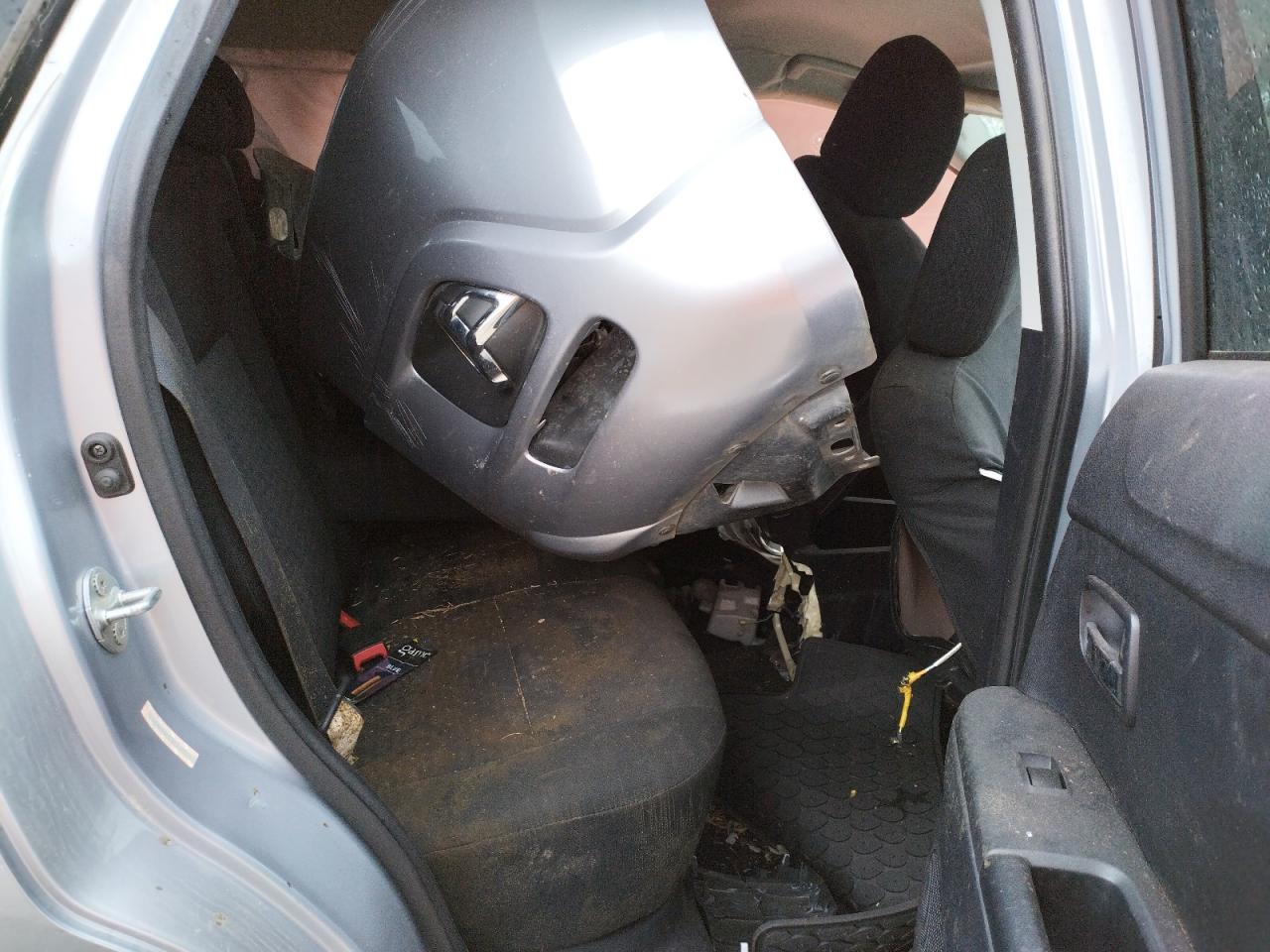 Zdjęcie 6 z aukcji – 2011 MITSUBISHI OUTLANDER z VIN JA4AR4AU8BZ018869