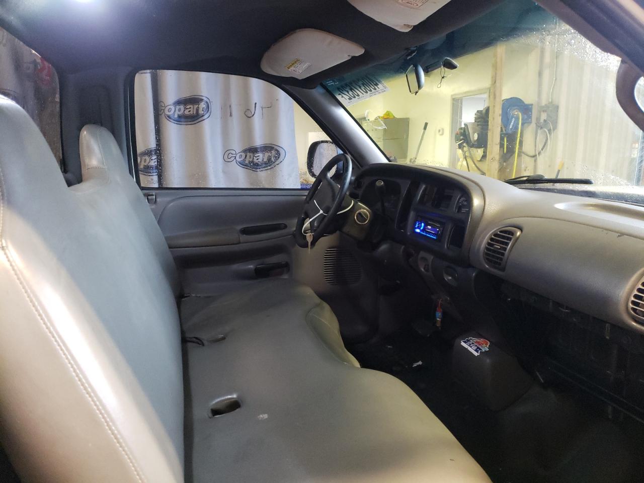 Photo 5 from auction – 2001 DODGE RAM 2500 with VIN 3B7KC26Z51M275864