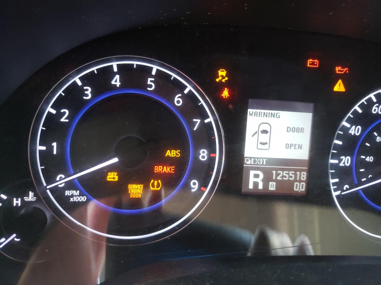 Photo 8 from auction – 2012 INFINITI G37 BASE with VIN JN1CV6AP1CM624709