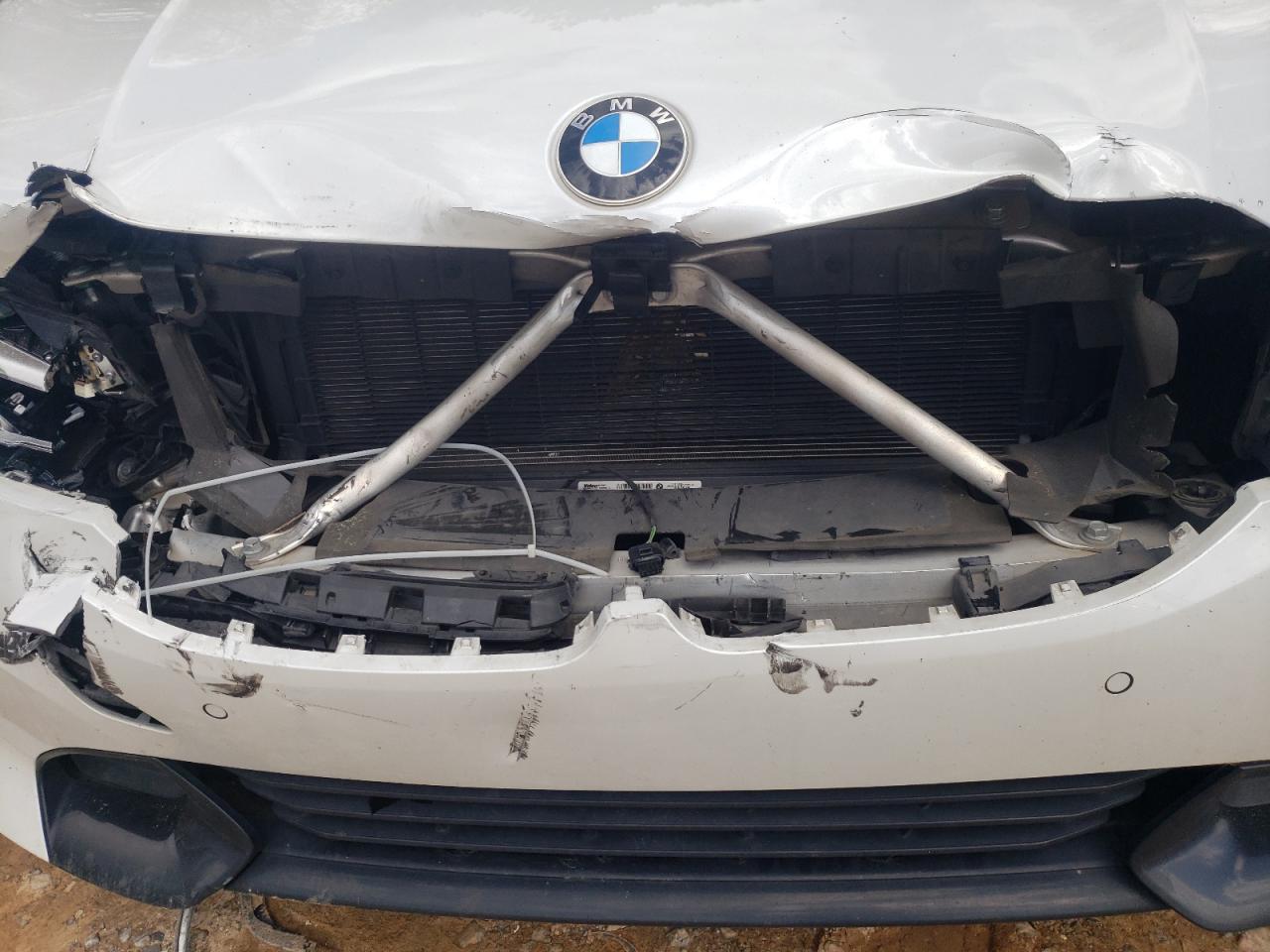 Photo 9 from auction – 2019 BMW 330I with VIN WBA5R1C51KAK12439
