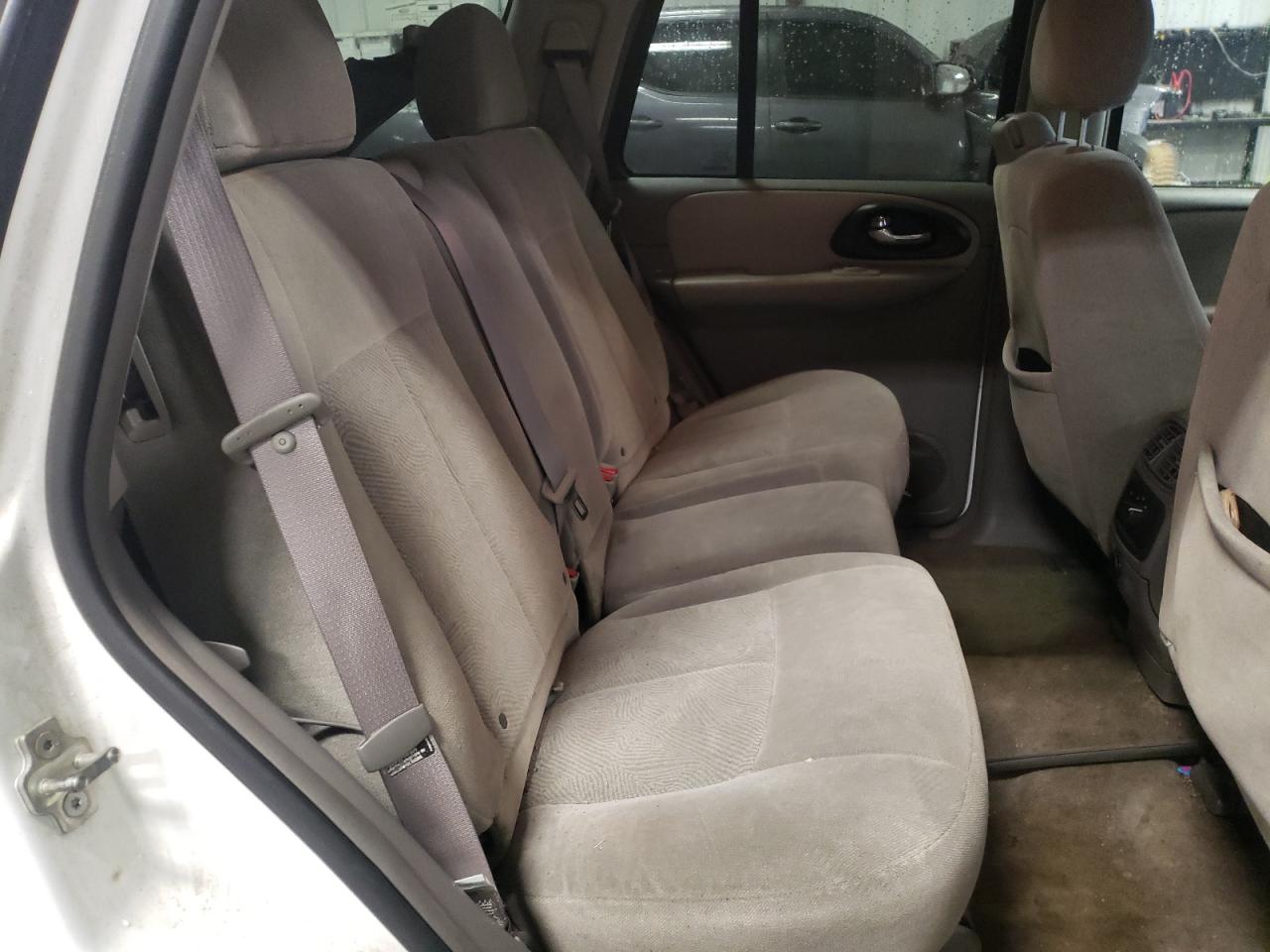 Photo 6 from auction – 2006 CHEVROLET TRAILBLAZE with VIN 1GNDT13S162175650