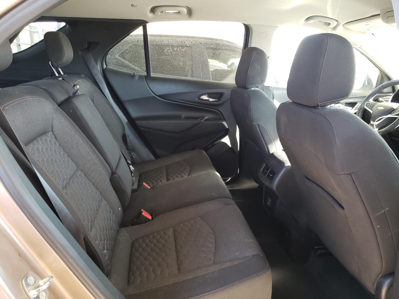 Photo 6 from auction – 2019 CHEVROLET EQUINOX LT with VIN 2GNAXJEV2K6268821