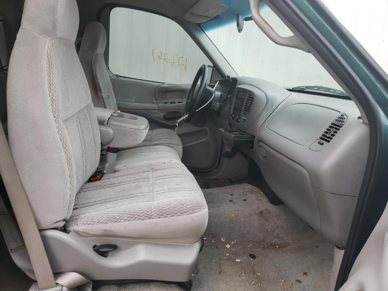 Photo 5 from auction – 1997 FORD F150 with VIN 1FTDX1764VND06710
