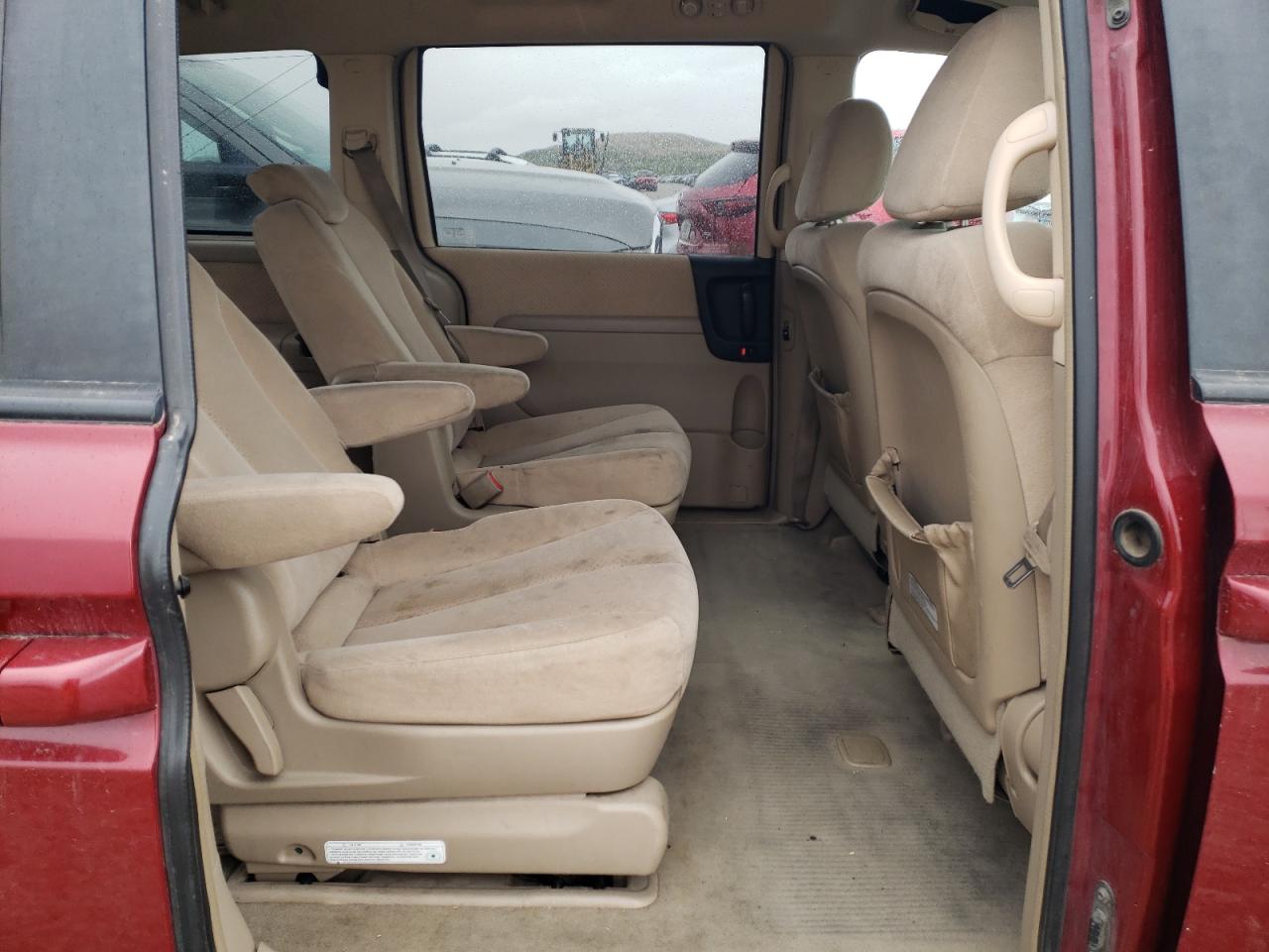 Photo 6 from auction – 2007 HYUNDAI ENTOURAGE with VIN KNDMC233676027480