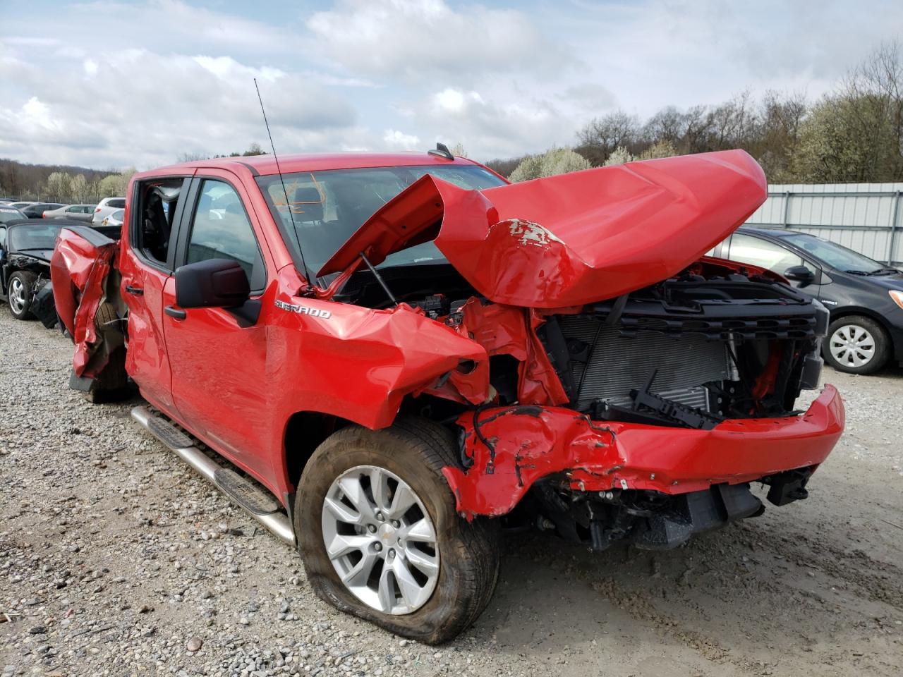 Photo 1 from auction – 2021 CHEVROLET SILVERADO with VIN 3GCPYBEK8MG376878