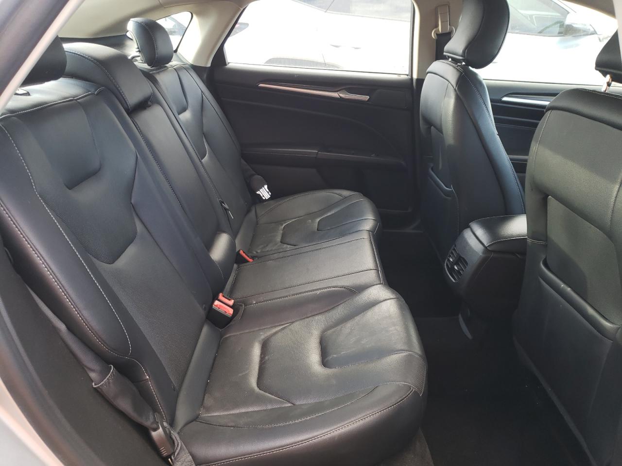 Photo 6 from auction – 2019 FORD FUSION TIT with VIN 3FA6P0K95KR254510