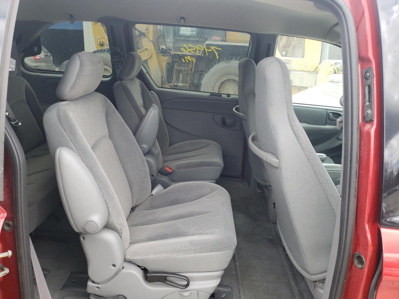 Photo 6 from auction – 2004 DODGE CARAVAN SX with VIN 1D4GP45R24B510775