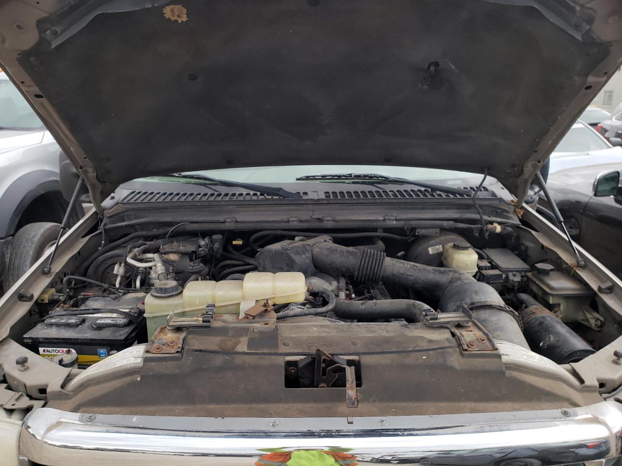 Photo 7 from auction – 2000 FORD EXCURSION with VIN 1FMNU41SXYEA21661