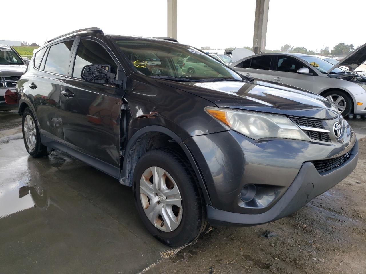 TOYOTA RAV4 LE 2015 с VIN JTMZFREV1FD080571 - Фото с аукциона