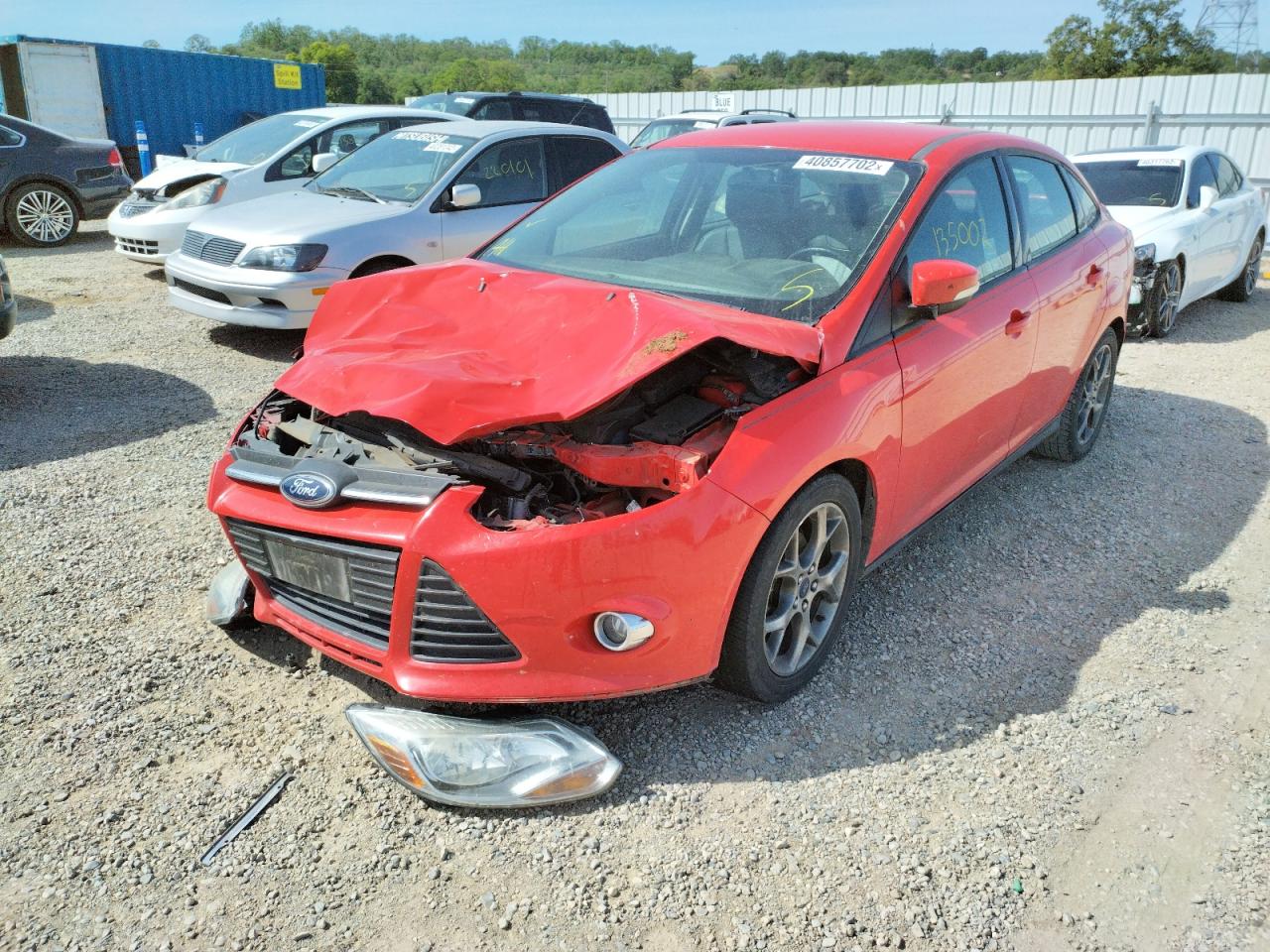 Photo 2 from auction – 2014 FORD FOCUS SE with VIN 1FADP3F26EL325478