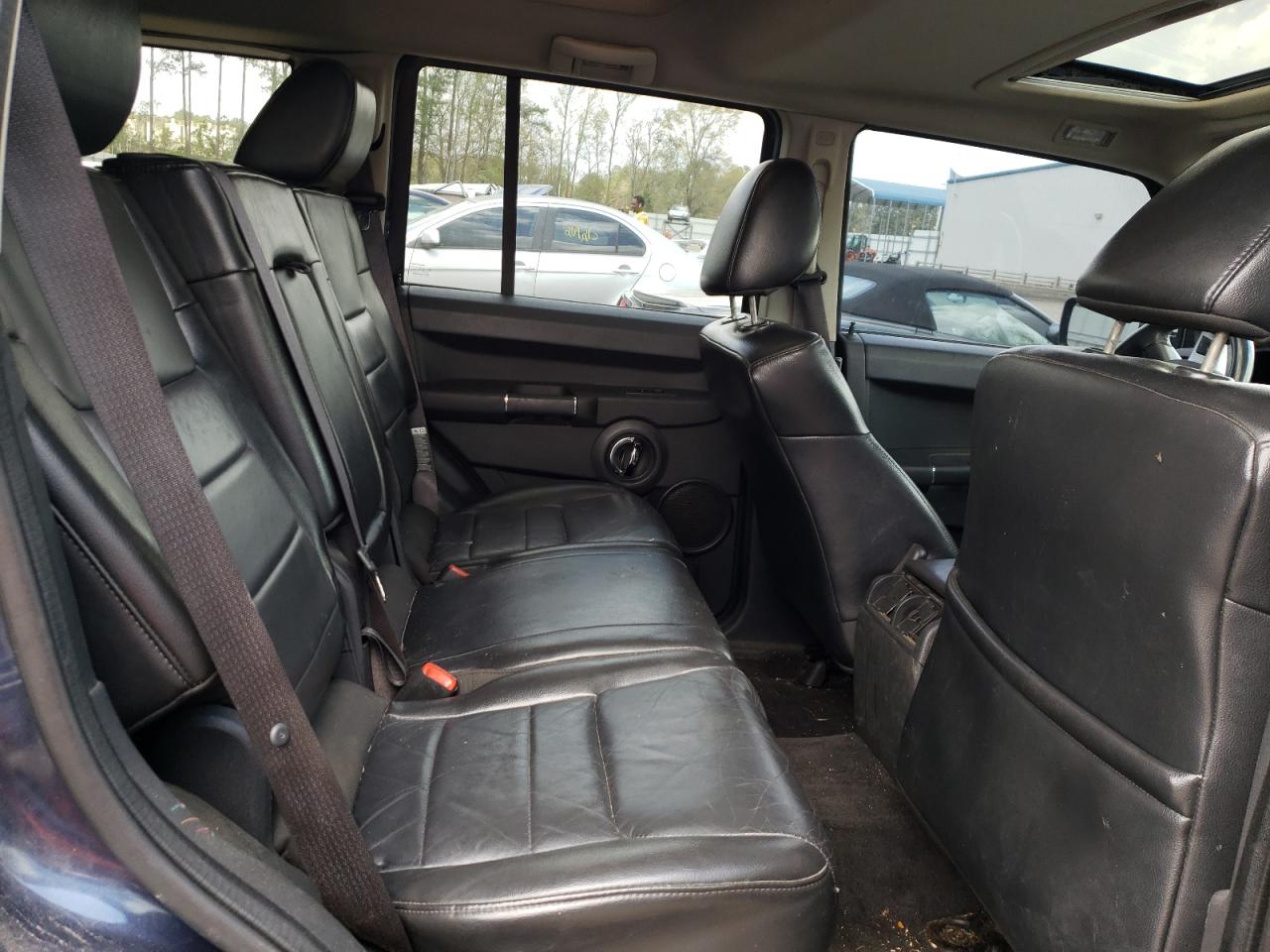 Photo 6 from auction – 2010 JEEP COMMANDER with VIN 1J4RG4GK3AC128065