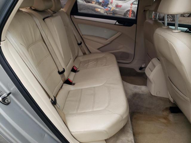 Photo 6 from auction – 2012 VOLKSWAGEN PASSAT SE with VIN 1VWBP7A33CC098799