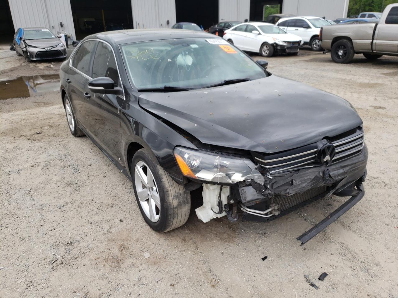 Photo 1 from auction – 2012 VOLKSWAGEN PASSAT SE with VIN 1VWBH7A36CC076003