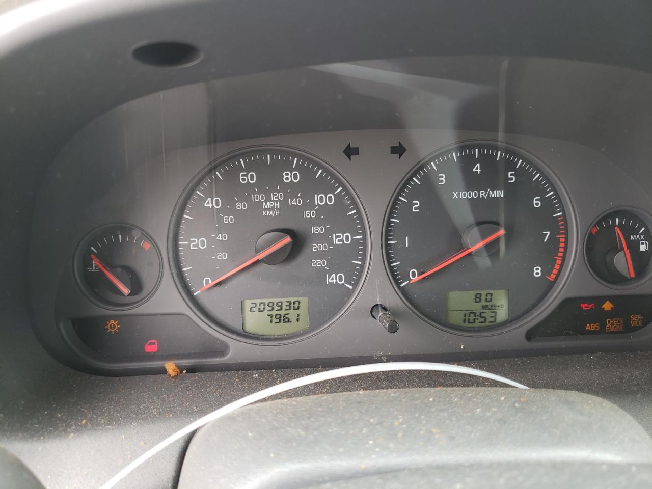 Photo 8 from auction – 2003 VOLVO V40 1.9T with VIN YV1VW27533F984595