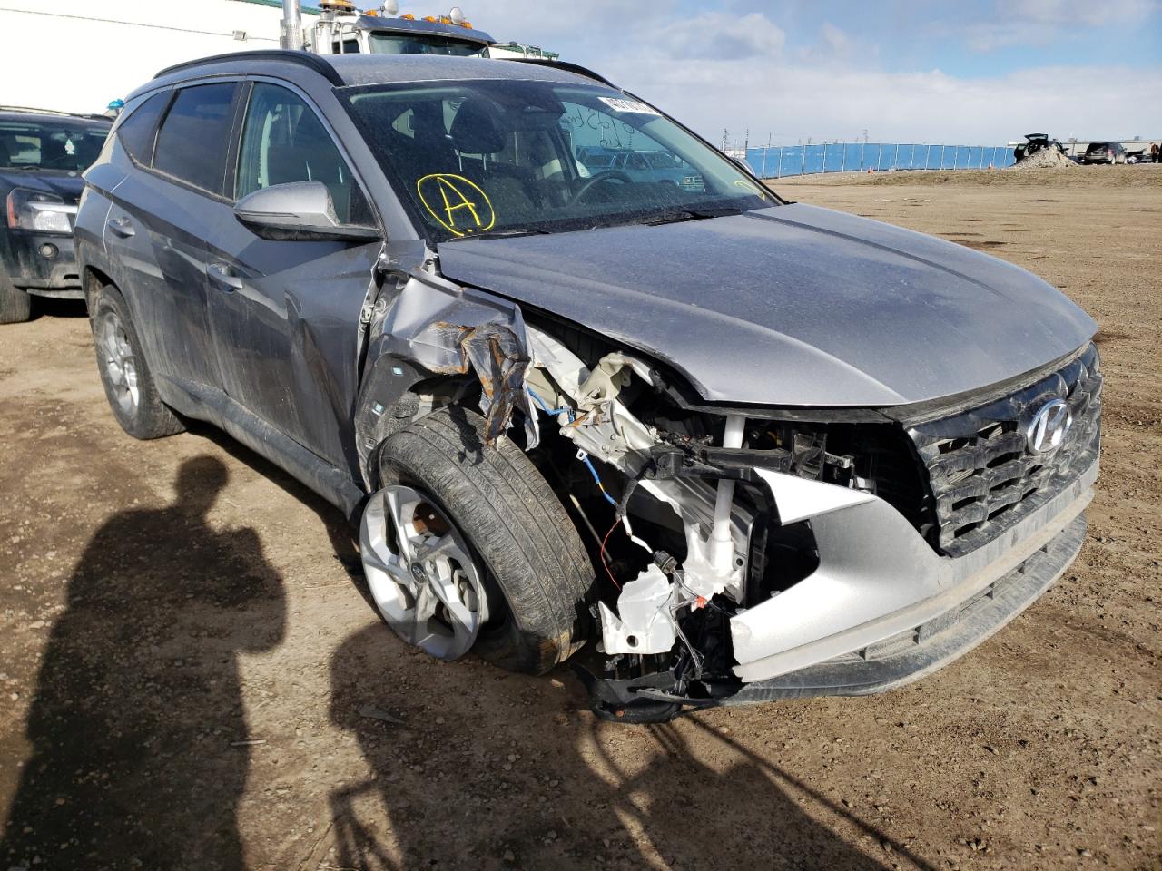 HYUNDAI TUCSON SEL 2022 with VIN KM8JBCAE1NU022014 - Photo from auction
