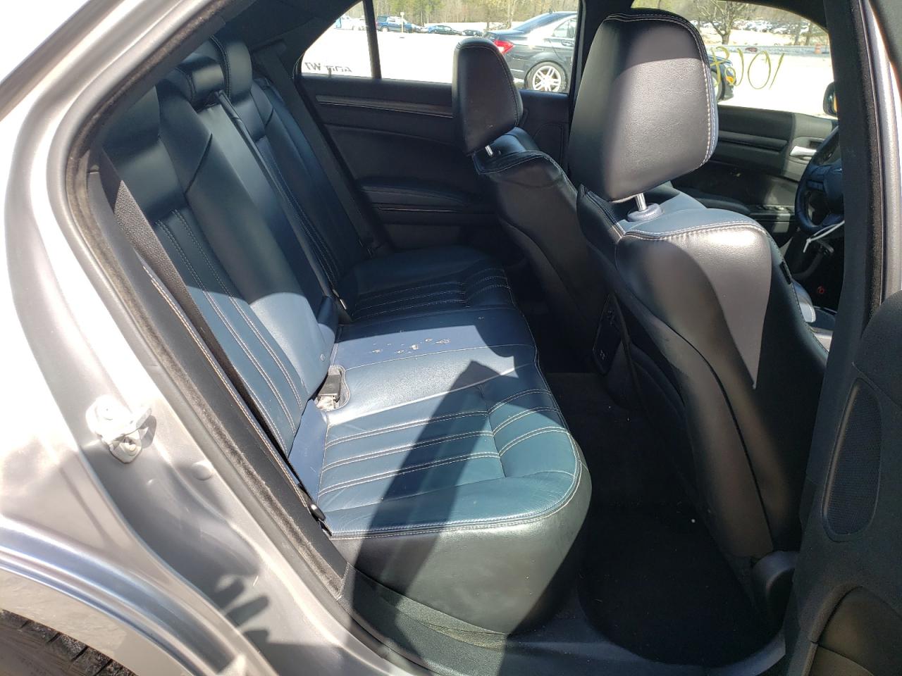 Photo 6 from auction – 2015 CHRYSLER 300 S with VIN 2C3CCABT4FH766727