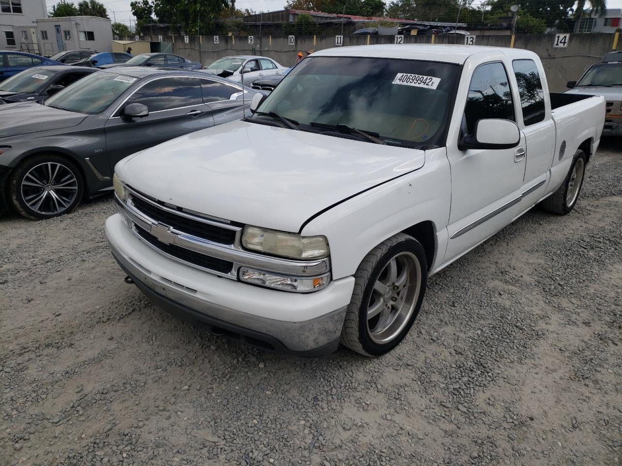 Photo 2 from auction – 2000 CHEVROLET SILVERADO with VIN 1GCEC19T5YZ254794