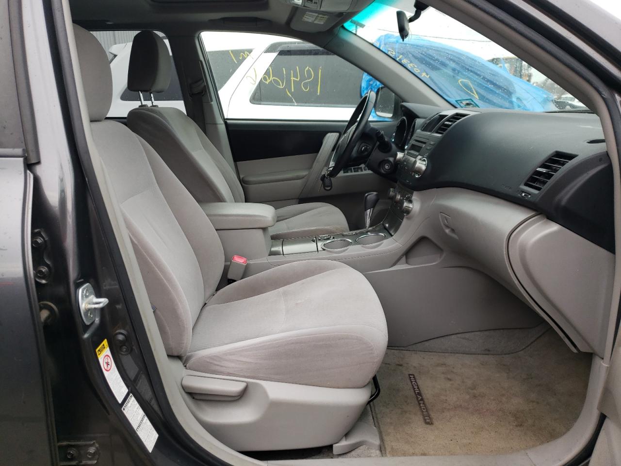 Photo 5 from auction – 2009 TOYOTA HIGHLANDER with VIN JTEES41A992135859