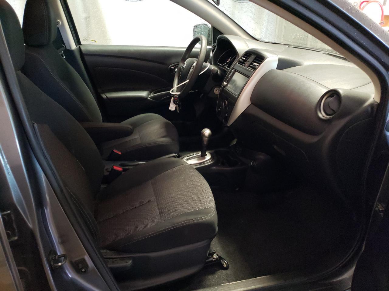 Photo 5 from auction – 2018 NISSAN VERSA S with VIN 3N1CN7AP1JL881270