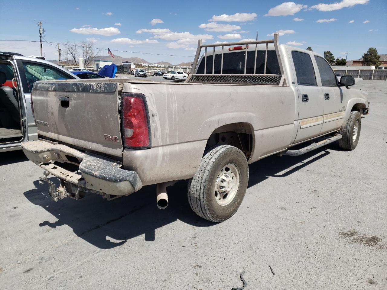 Photo 4 from auction – 2007 CHEVROLET SILVERADO with VIN 1GCHK23D07F172429