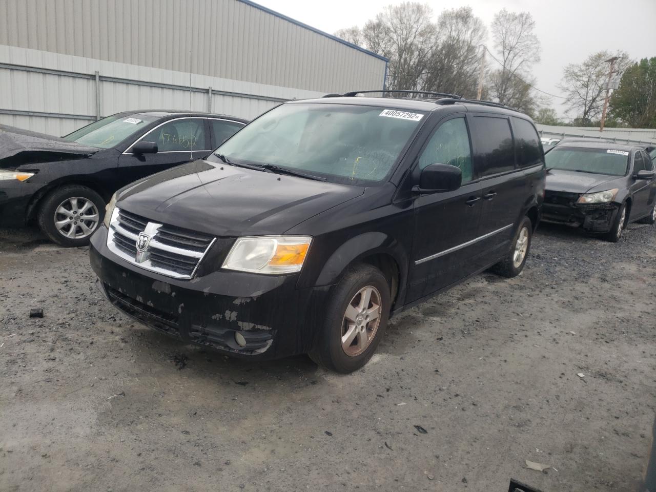 Photo 2 from auction – 2010 DODGE GRAND CARA with VIN 2D4RN5D14AR318111