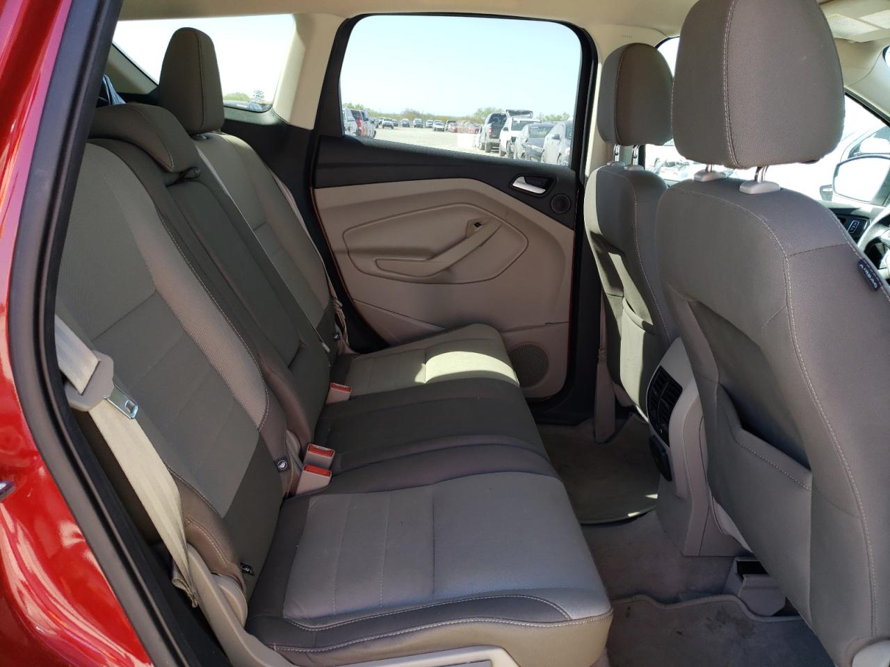 Photo 6 from auction – 2016 FORD ESCAPE SE with VIN 1FMCU0GX0GUB96931