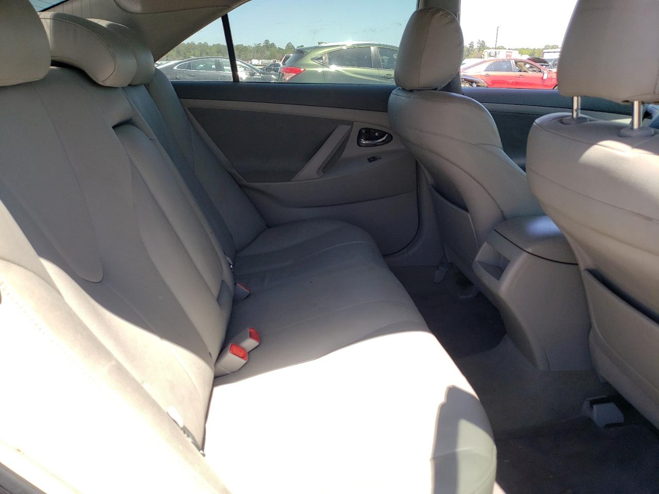Photo 6 from auction – 2011 TOYOTA CAMRY BASE with VIN 4T4BF3EK0BR173064