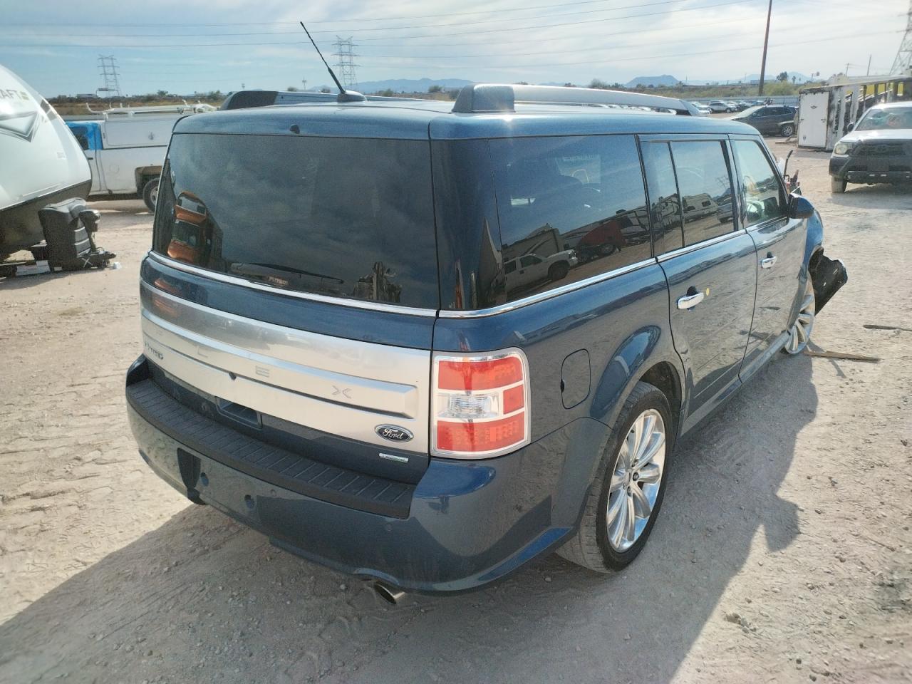 Photo 14 from auction – 2019 FORD FLEX LIMIT with VIN 2FMHK6DT1KBA22929