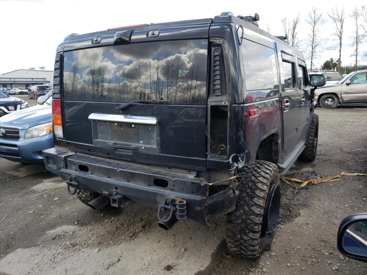 Photo 4 from auction – 2004 HUMMER H2 with VIN 5GRGN23U84H116367