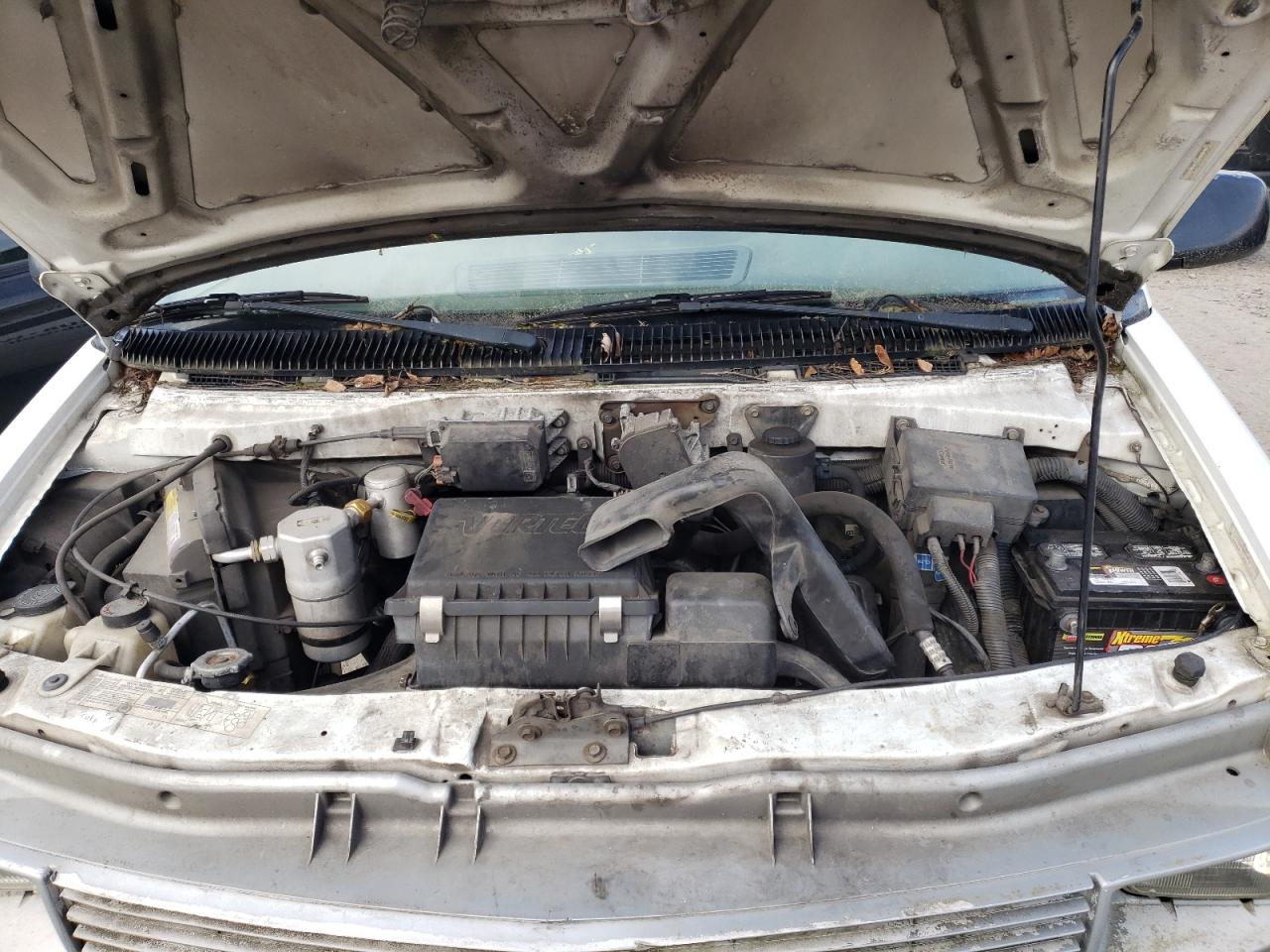 Photo 7 from auction – 2000 CHEVROLET ASTRO with VIN 1GCDM19W7YB199213
