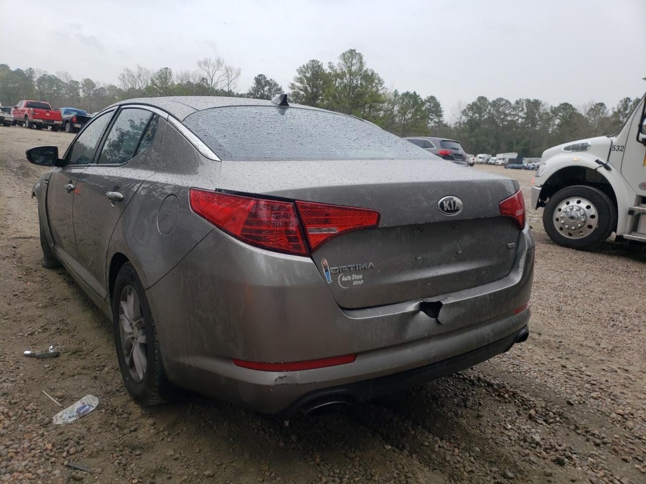 Photo 3 from auction – 2013 KIA OPTIMA LX with VIN 5XXGM4A7XDG177438