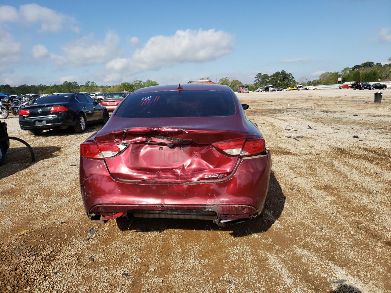Photo 9 from auction – 2015 CHRYSLER 200 S with VIN 1C3CCCBB0FN632050