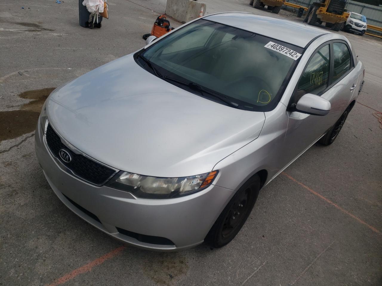 Photo 2 from auction – 2012 KIA FORTE EX with VIN KNAFU4A24C5616178