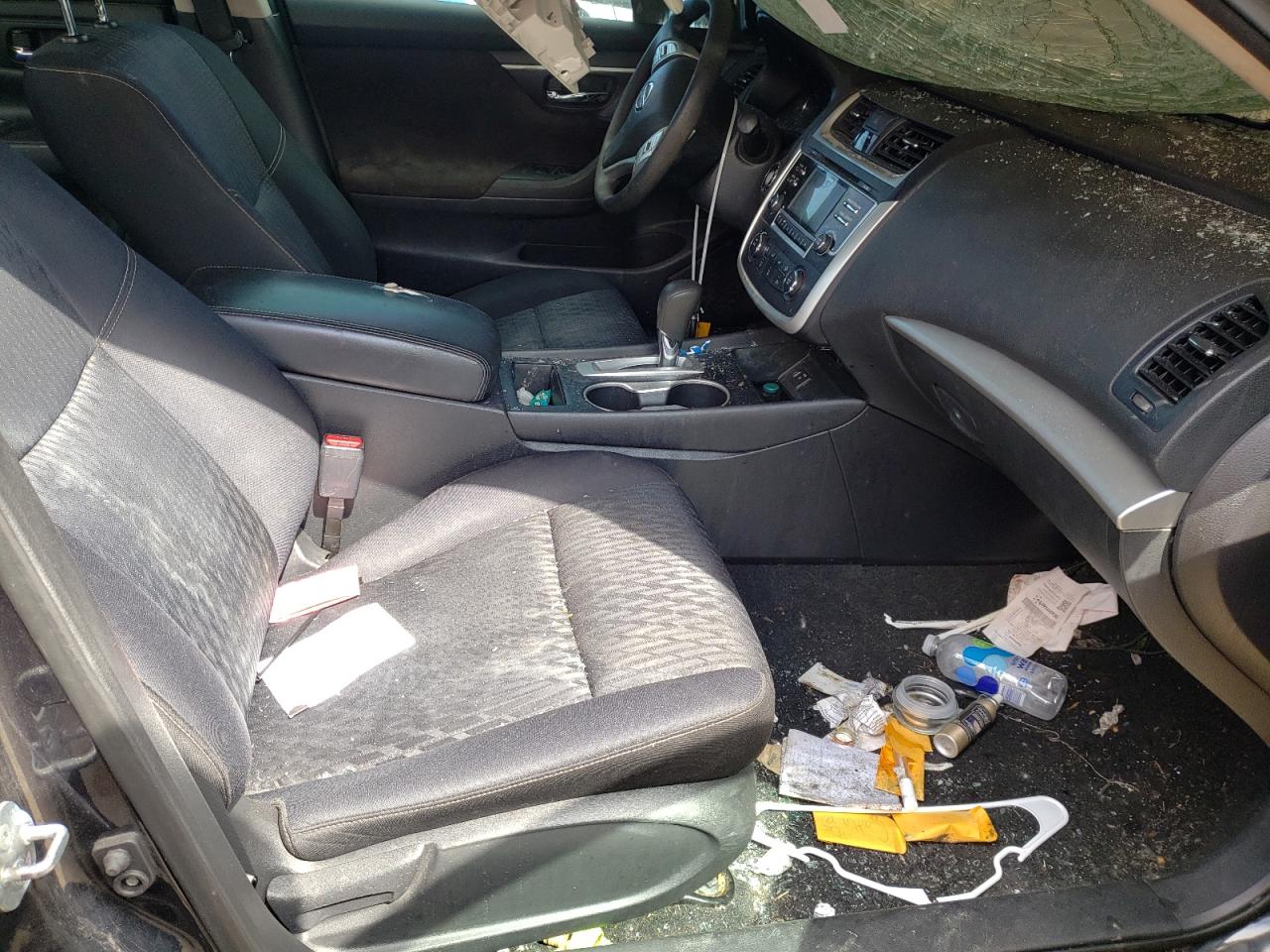 Photo 5 from auction – 2016 NISSAN ALTIMA 2.5 with VIN 1N4AL3AP4GC216568