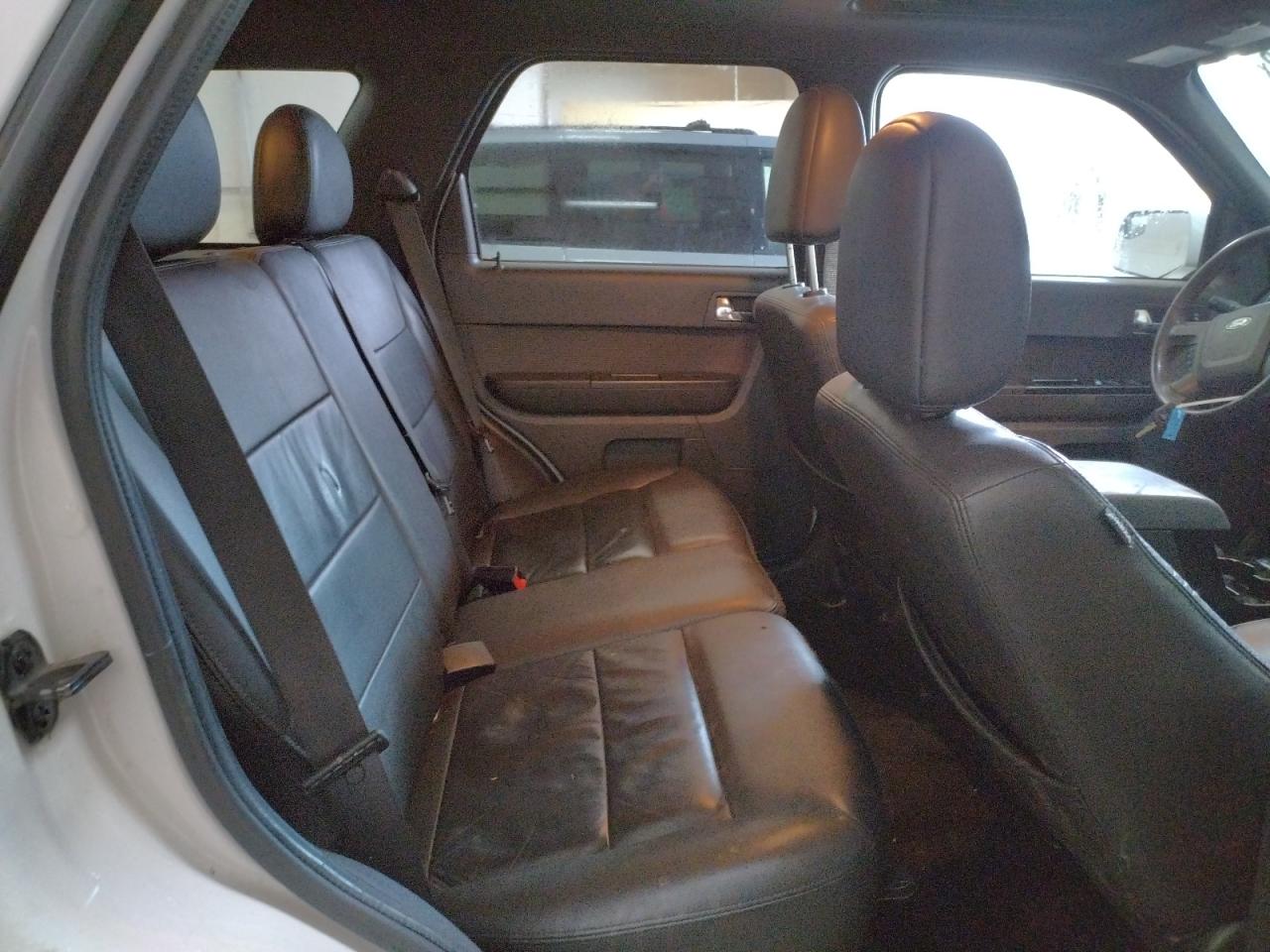 Photo 6 from auction – 2012 FORD ESCAPE LIM with VIN 1FMCU9E78CKC64972